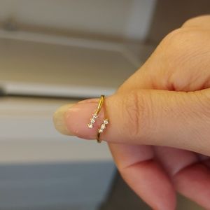 18k yellow diamond pinky ring 16 CT